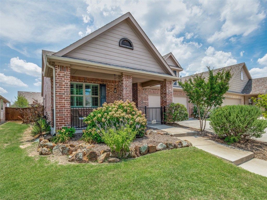 732 Hayden Lane Savannah TX 76227