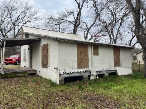 311 S Jernigan Street Bells TX 75414