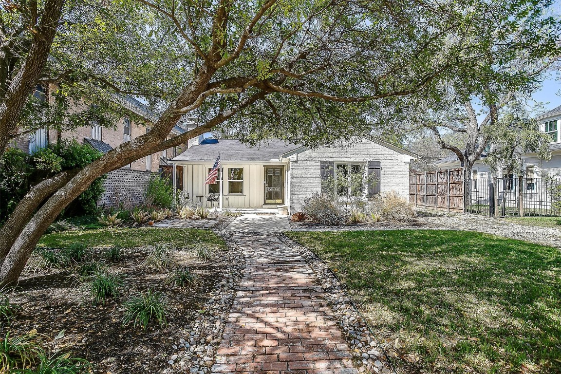 5428 Collinwood Avenue Fort Worth TX 76107