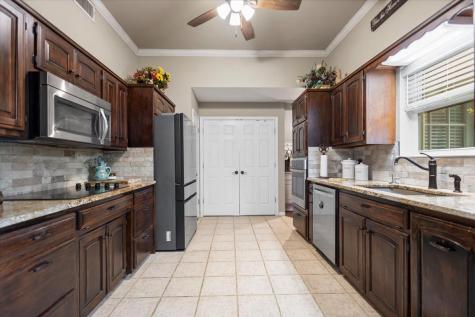 226 Pinewood Lane Hideaway TX 75771