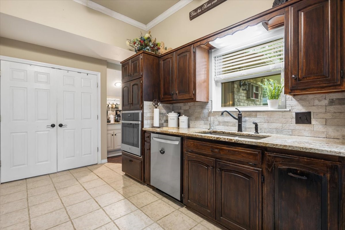 226 Pinewood Lane Hideaway TX 75771