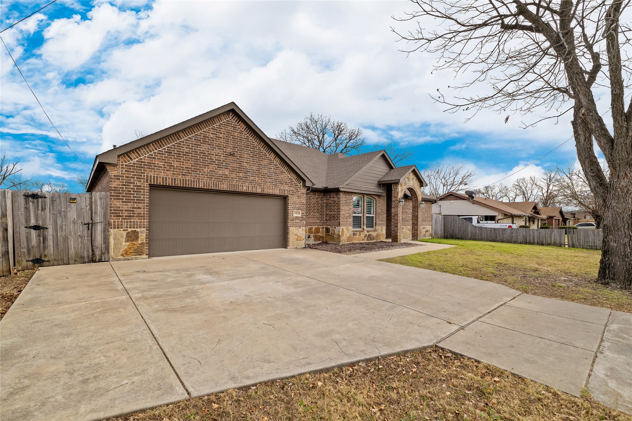 2434 Avenue A Grand Prairie TX 75051