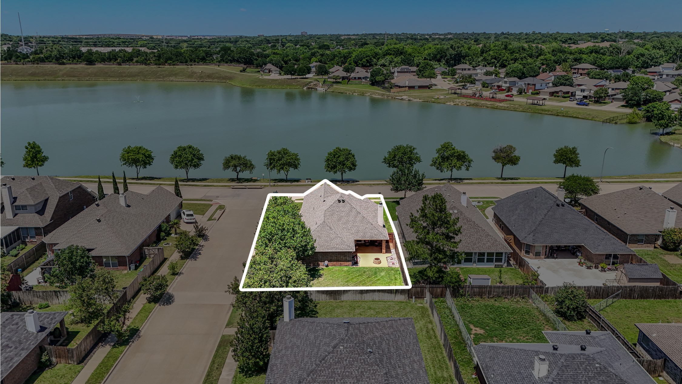 8552 Lake Springs Trail Fort Worth TX 76053