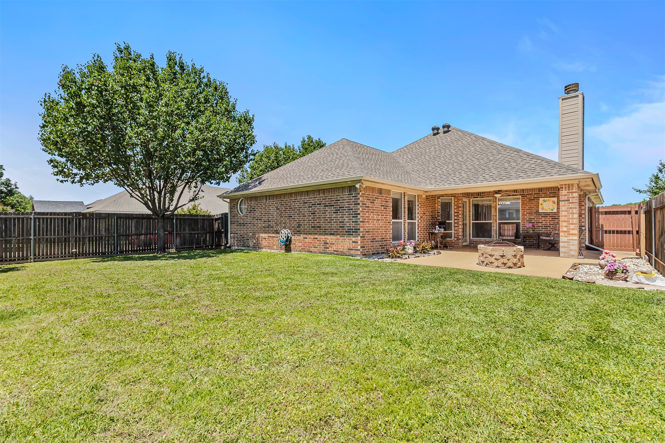 8552 Lake Springs Trail Fort Worth TX 76053