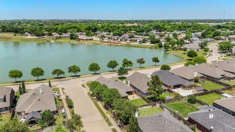 8552 Lake Springs Trail Fort Worth TX 76053