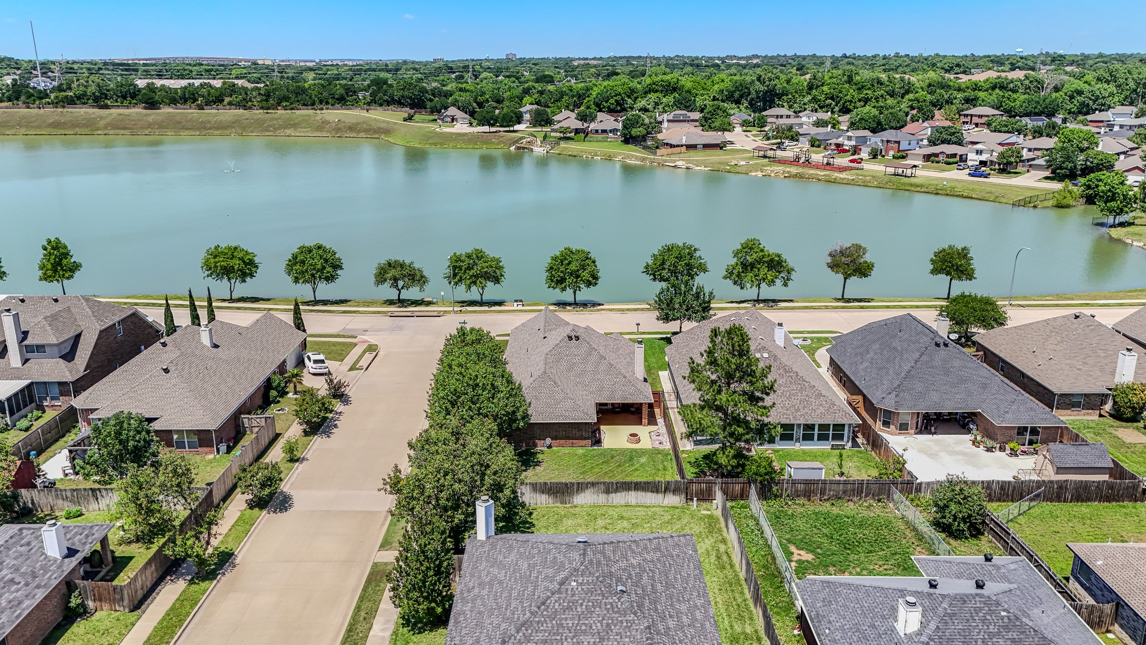 8552 Lake Springs Trail Fort Worth TX 76053