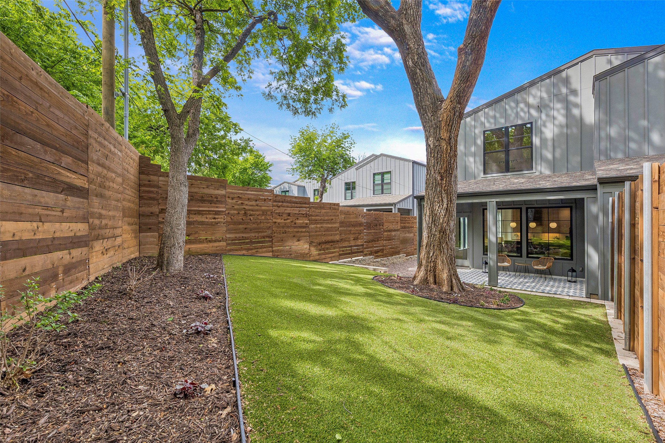1228 Haines Avenue Dallas TX 75208