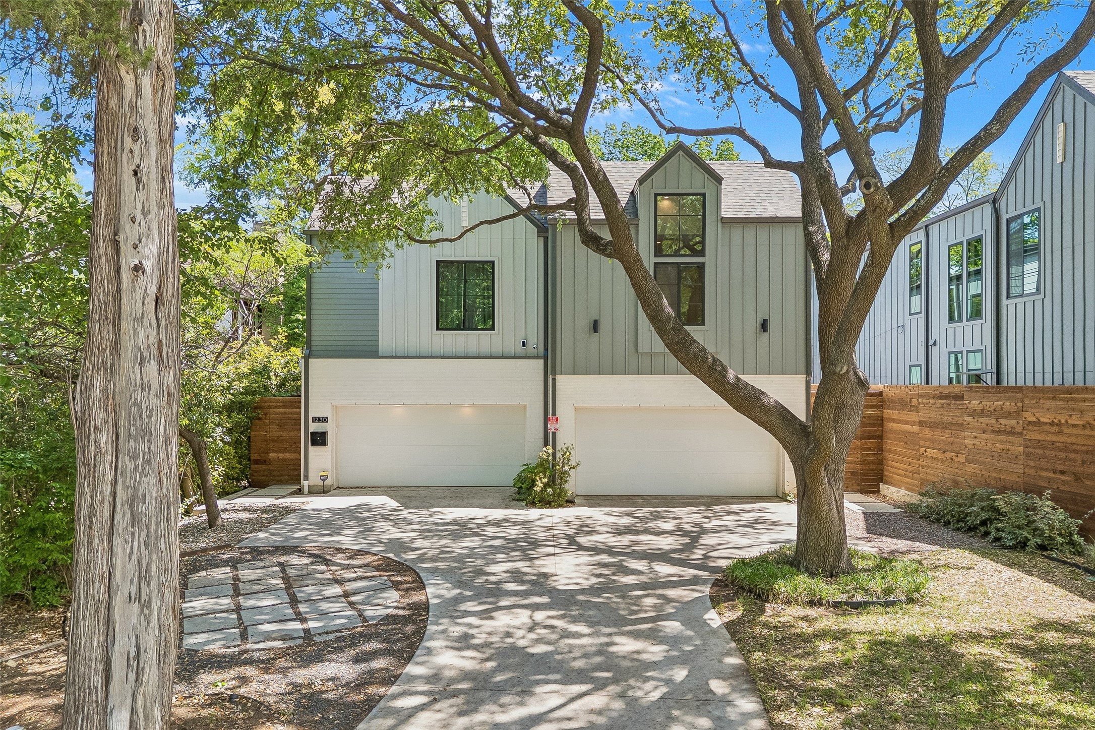 1228 Haines Avenue Dallas TX 75208