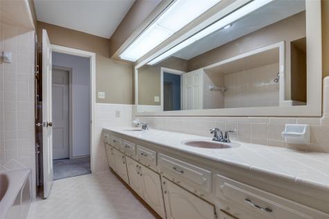 113 Overhill Drive Waxahachie TX 75165