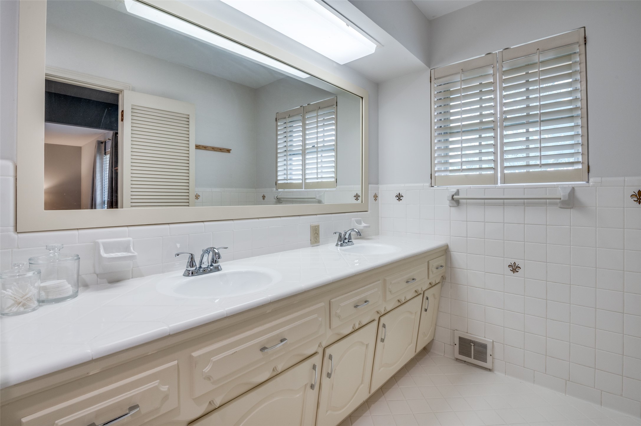113 Overhill Drive Waxahachie TX 75165