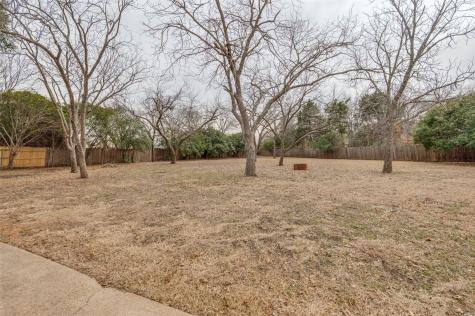 113 Overhill Drive Waxahachie TX 75165
