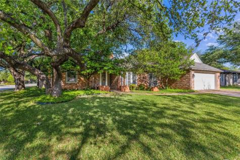 15505 Branchcrest Circle Dallas TX 75248