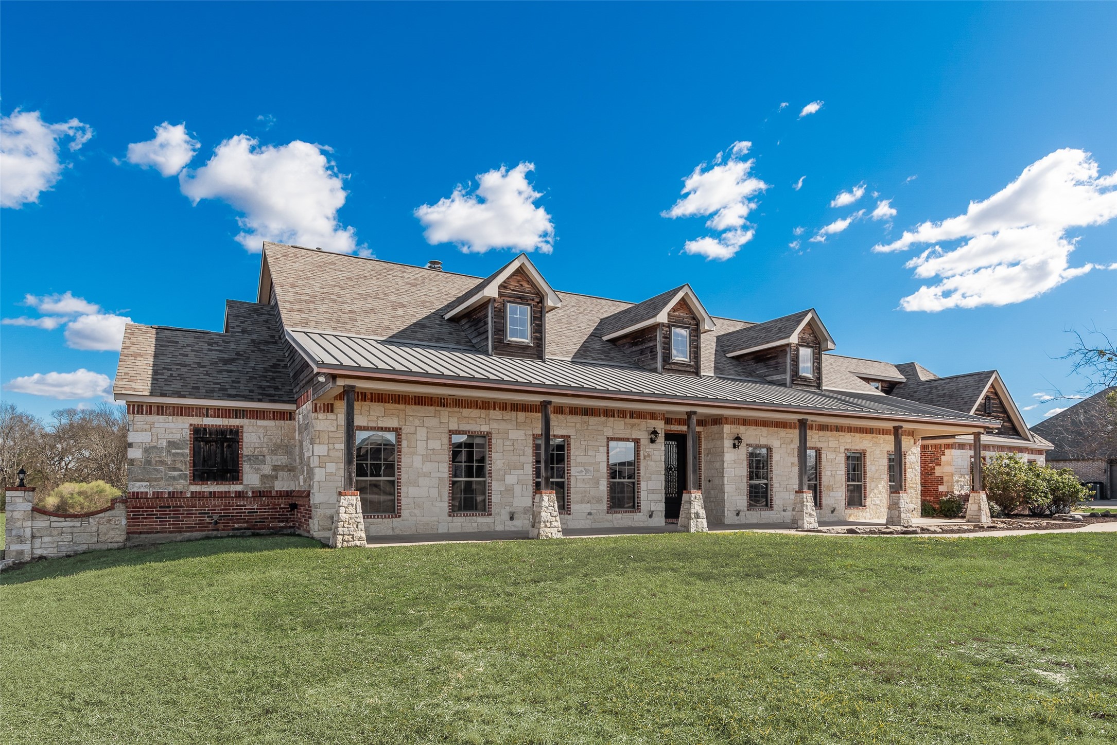 1088 Shadow Lakes Drive Wills Point TX 75169