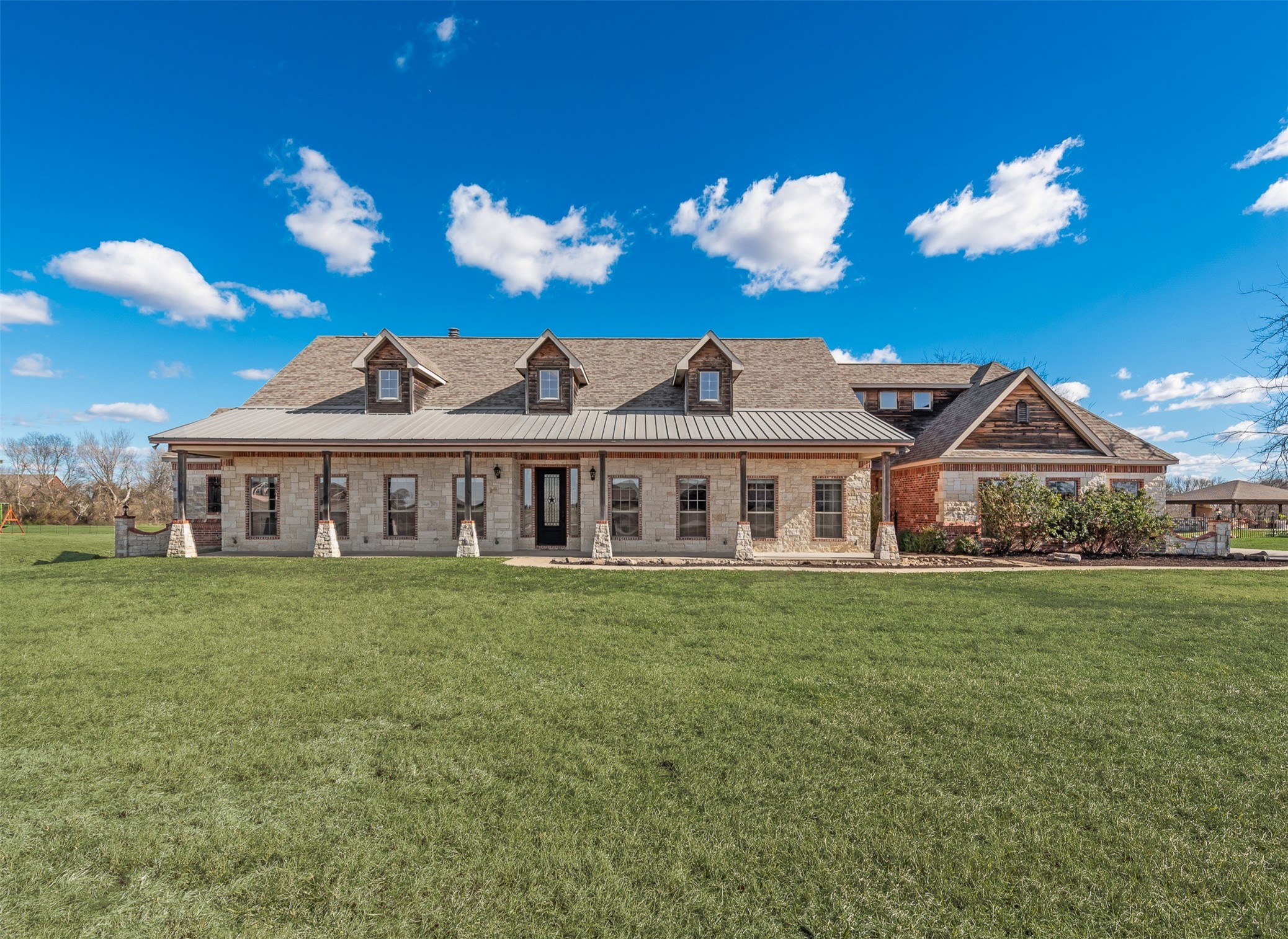 1088 Shadow Lakes Drive Wills Point TX 75169