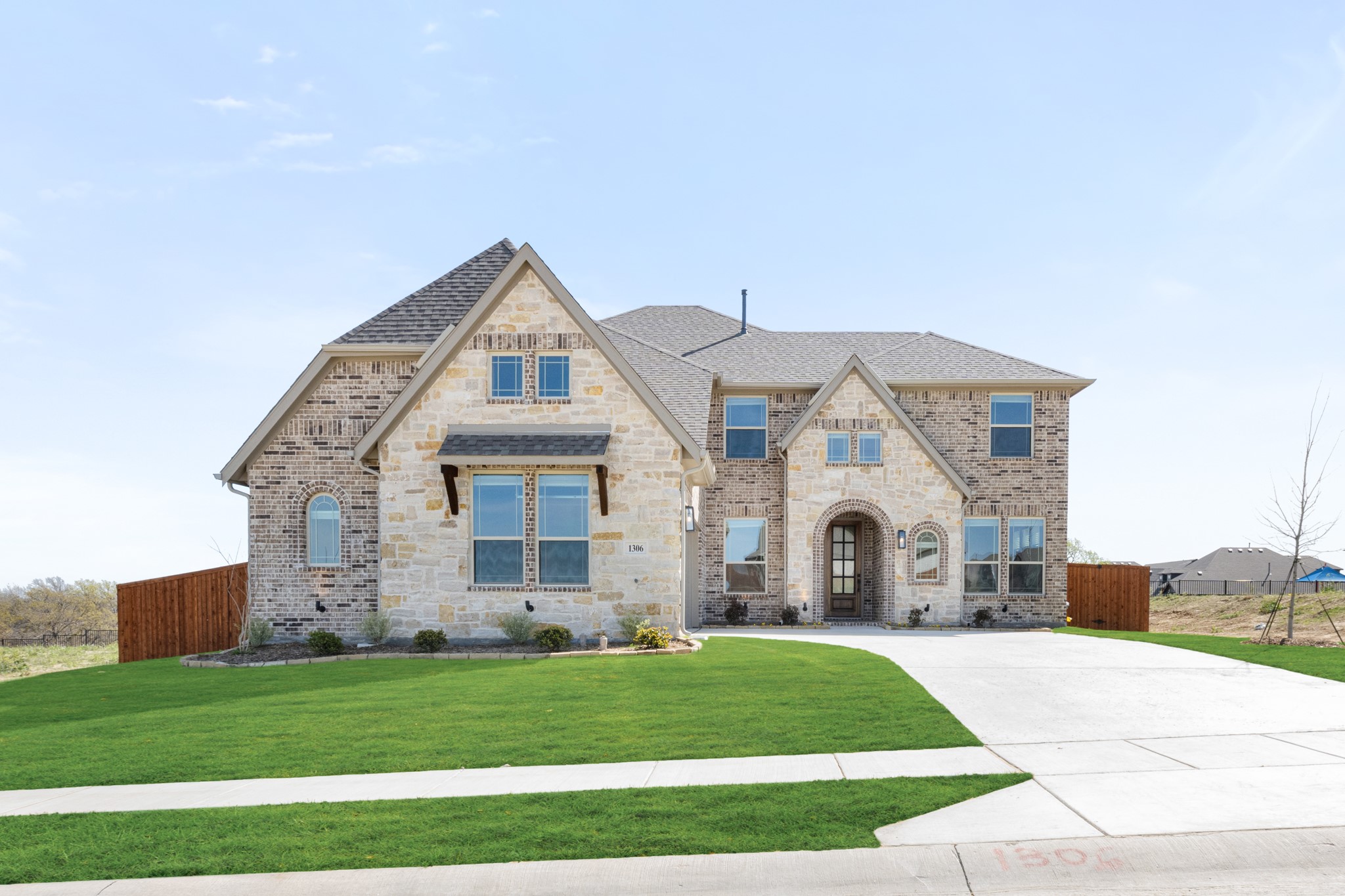 1306 Parkmont Court Justin TX 76247