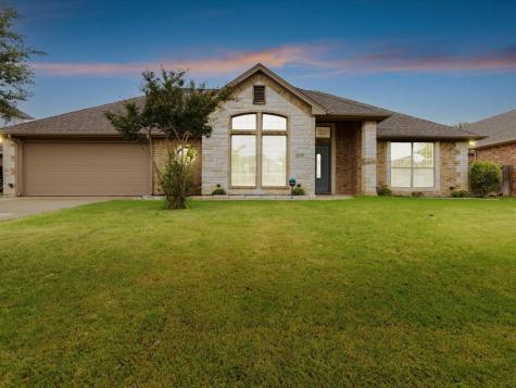 807 Sugar Hill Avenue Cleburne TX 76033