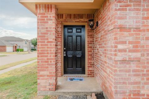 9216 Garden Springs Drive Fort Worth TX 76123