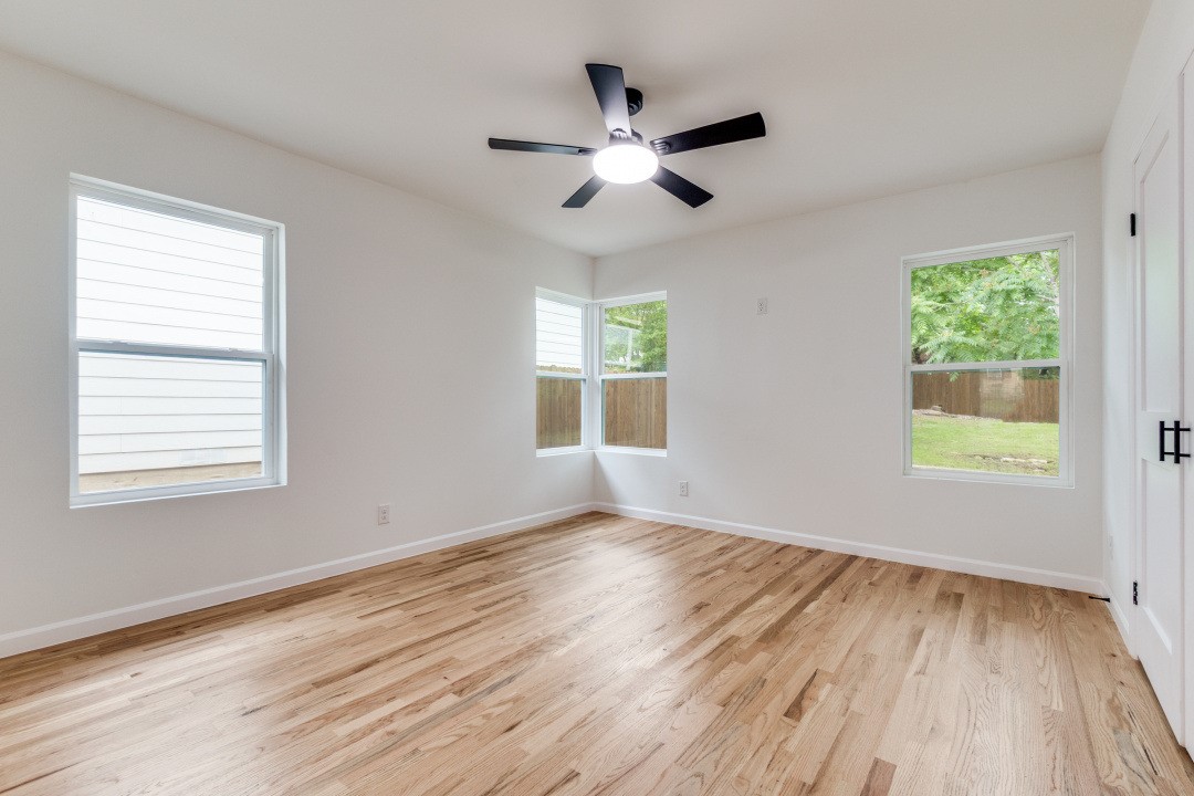 1431 Carson Street Dallas TX 75216
