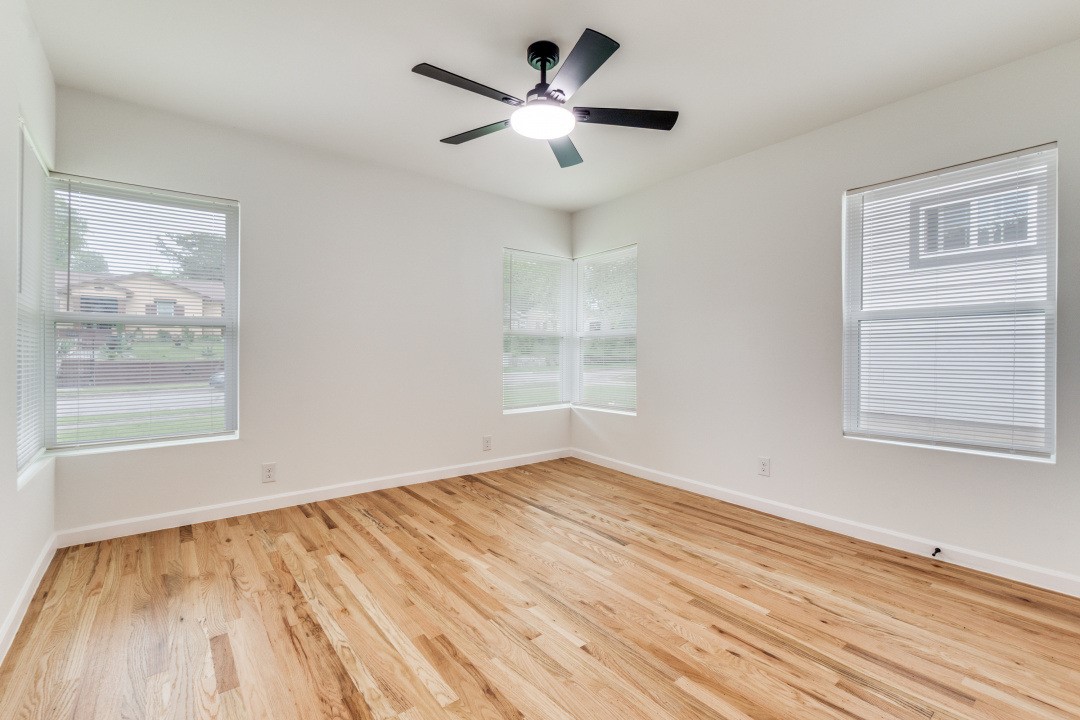 1431 Carson Street Dallas TX 75216