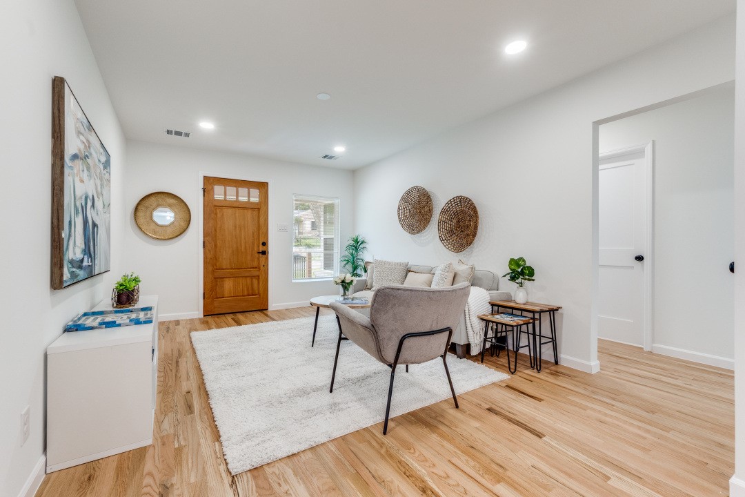 1431 Carson Street Dallas TX 75216