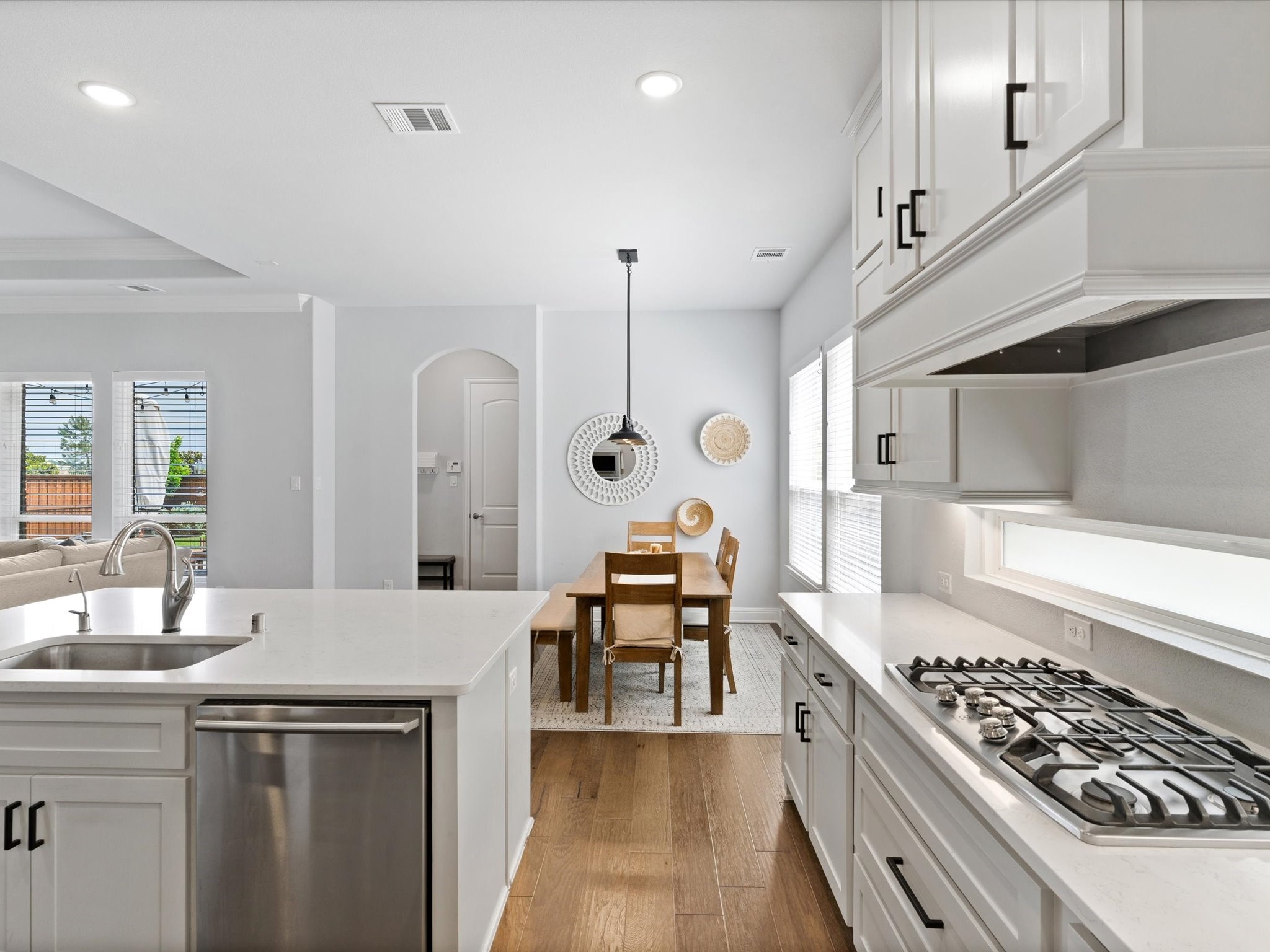 1782 Prescott Place Farmers Branch TX 75234