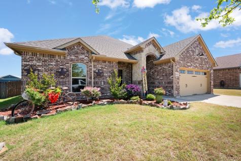 810 Carmen Ana Avenue Grandview TX 76050