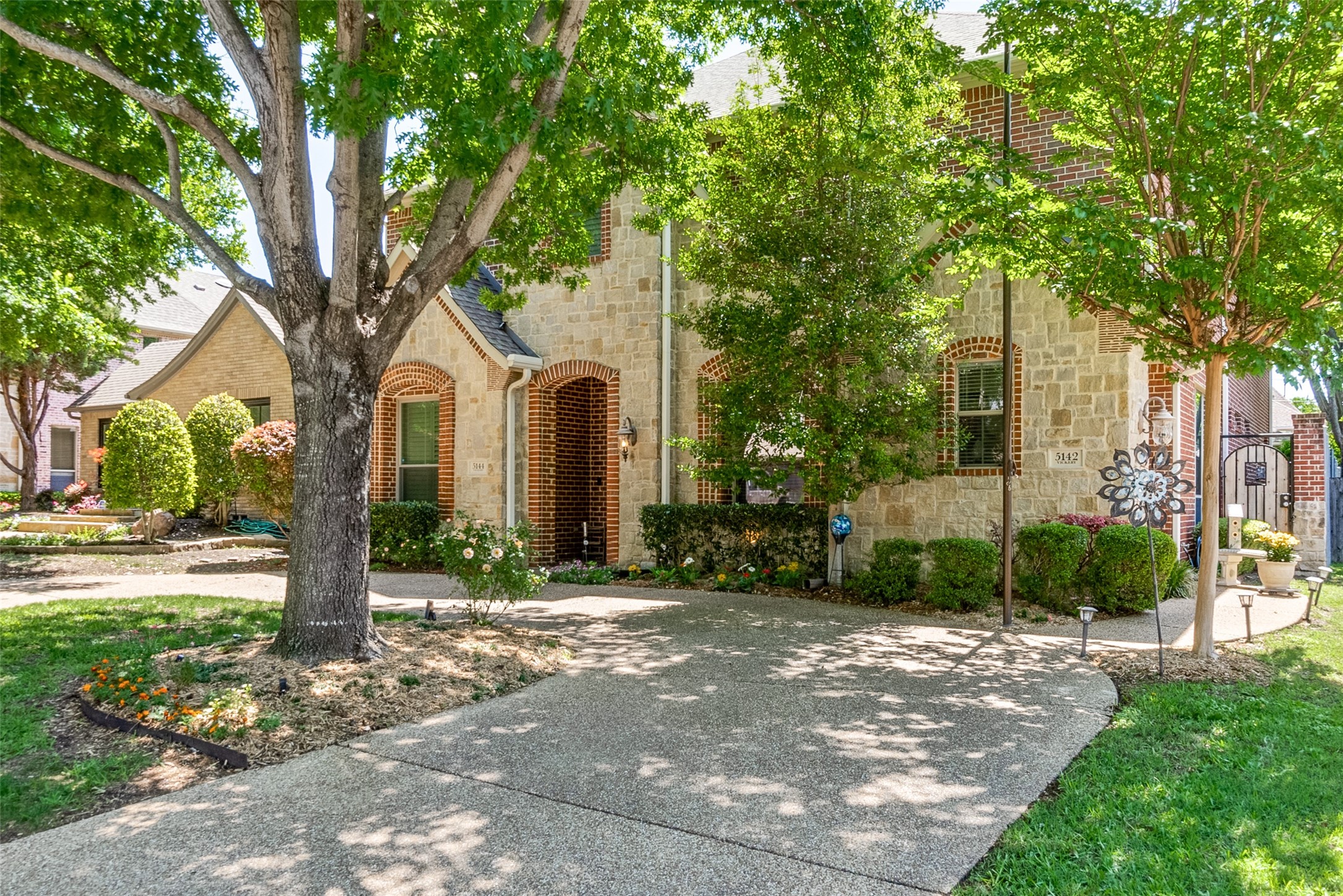 5142 Vickery Boulevard Dallas TX 75206
