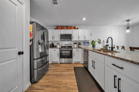 3581 Chestnut Oak Drive Dallas TX 75253