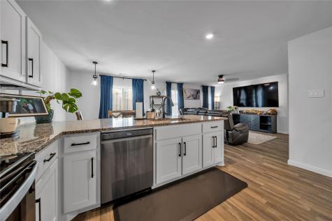 3581 Chestnut Oak Drive Dallas TX 75253