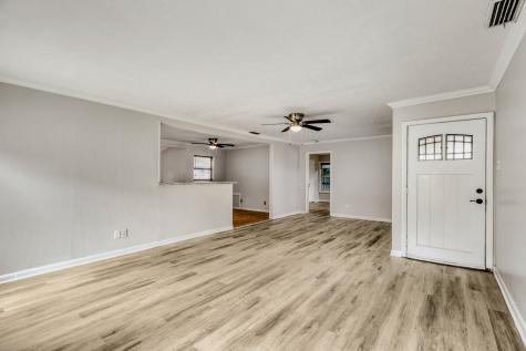 1017 Hoke Smith Drive Dallas TX 75224