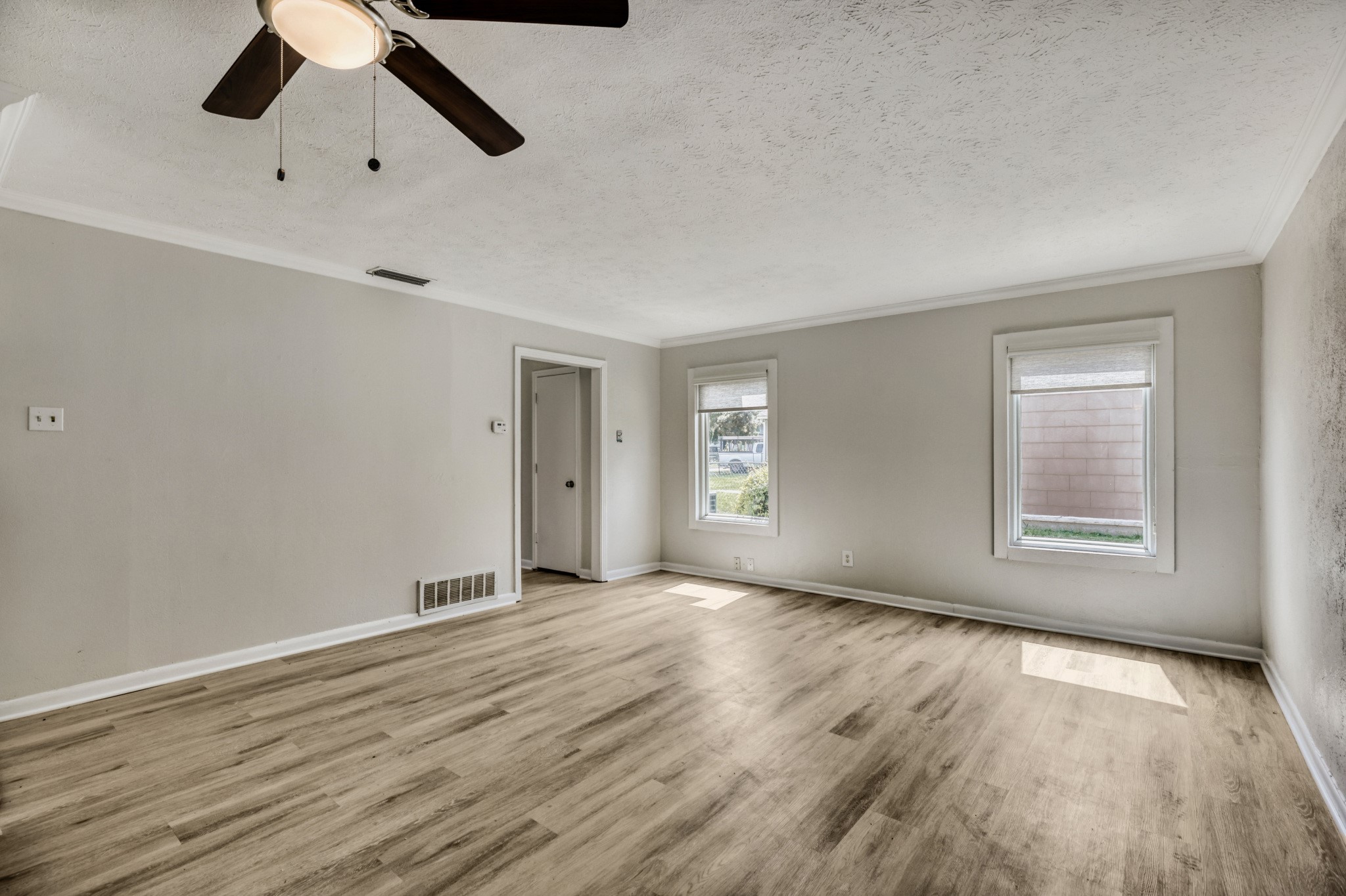 1017 Hoke Smith Drive Dallas TX 75224