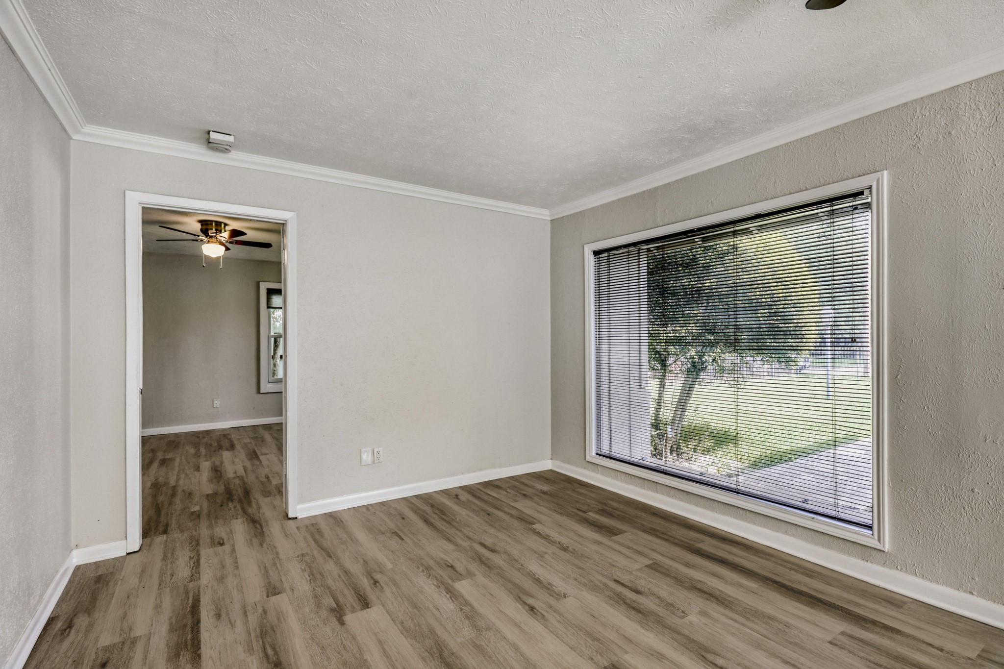 1017 Hoke Smith Drive Dallas TX 75224