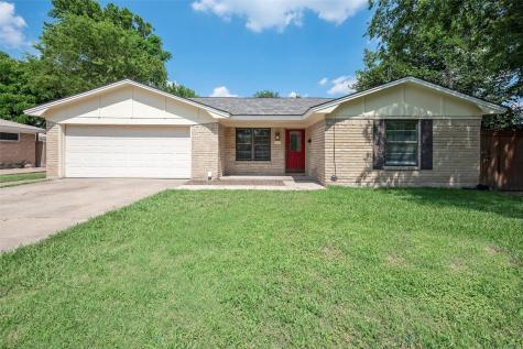 832 Patricia Street Irving TX 75060