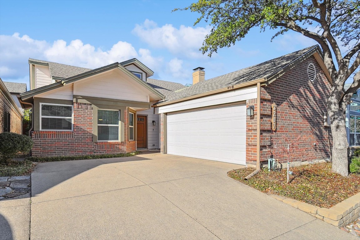 3207 Trevolle Place Dallas TX 75204