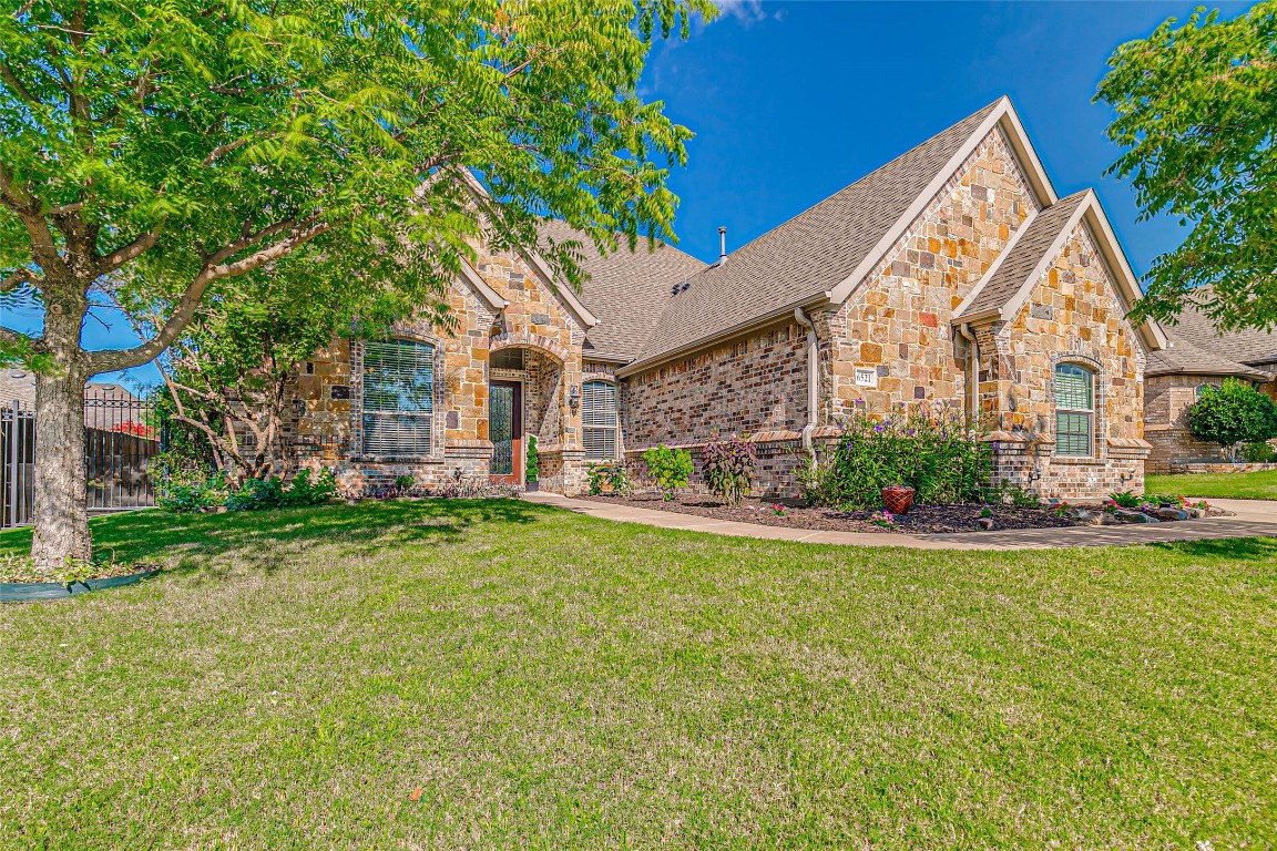 6521 Rock Springs Drive North Richland Hills TX 76182