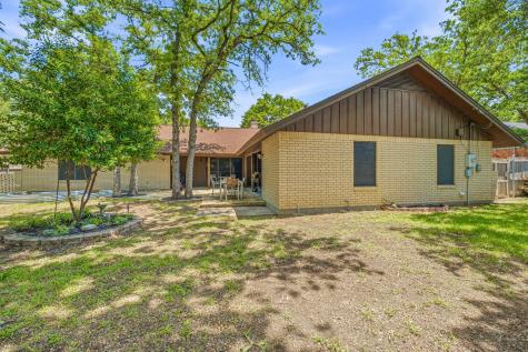 1014 N Charlotte Avenue Stephenville TX 76401