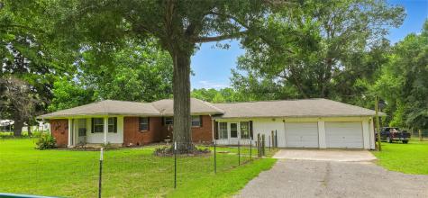512 An County Road 161 Elkhart TX 75839