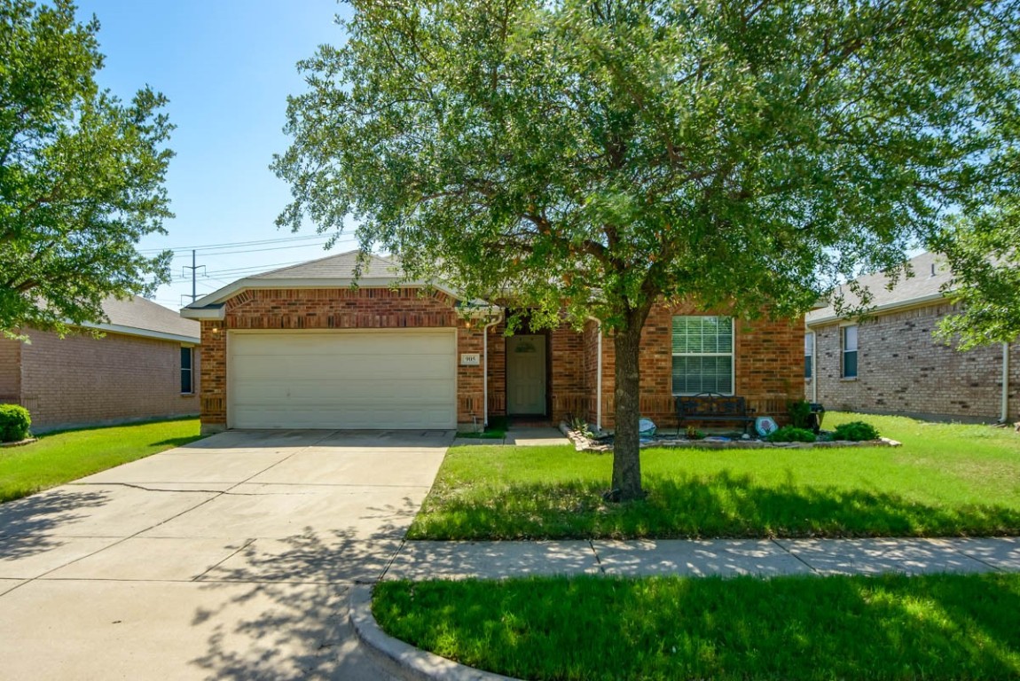 905 Lone Pine Drive Little Elm TX 75068