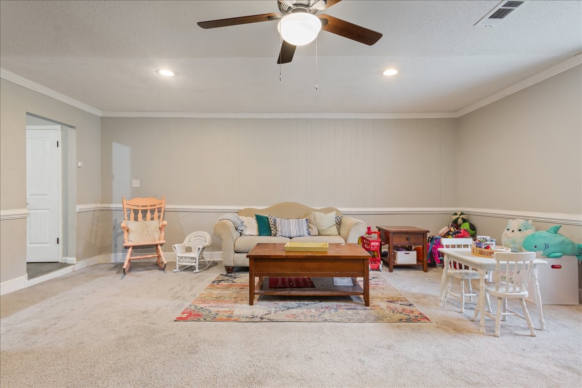 719 Wooded Crest Drive Woodway TX 76712