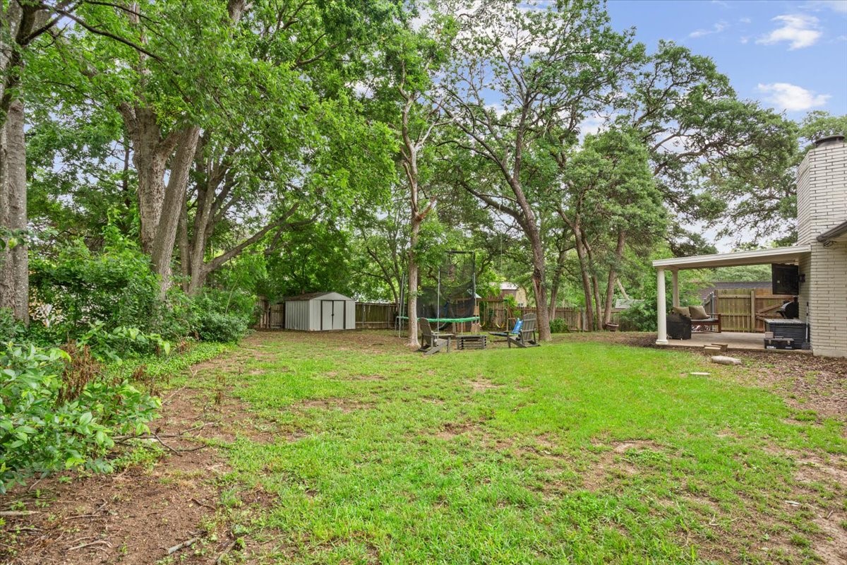 719 Wooded Crest Drive Woodway TX 76712