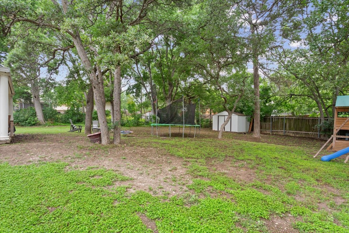 719 Wooded Crest Drive Woodway TX 76712