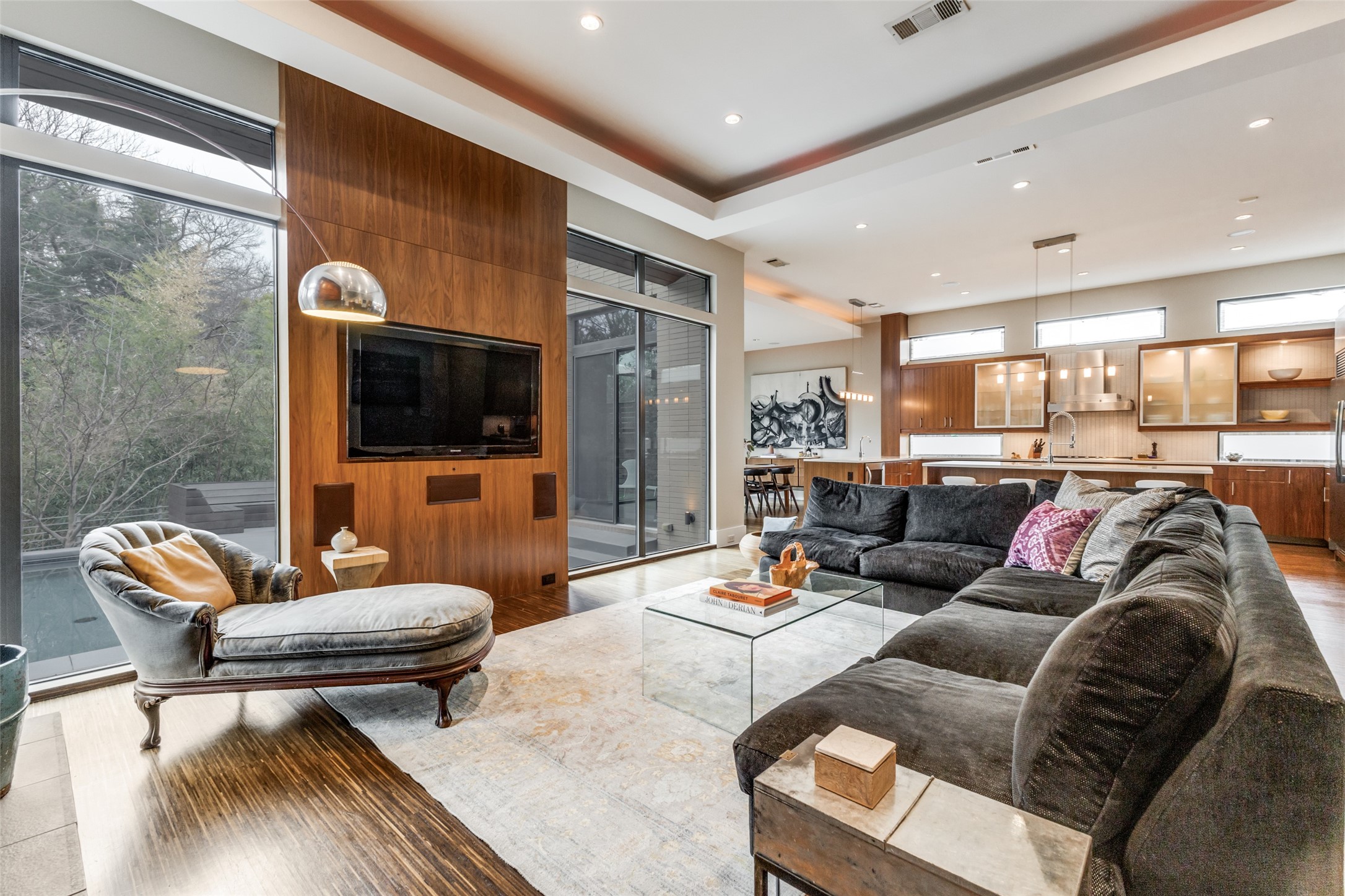 6536 Lake Circle Drive Dallas TX 75214
