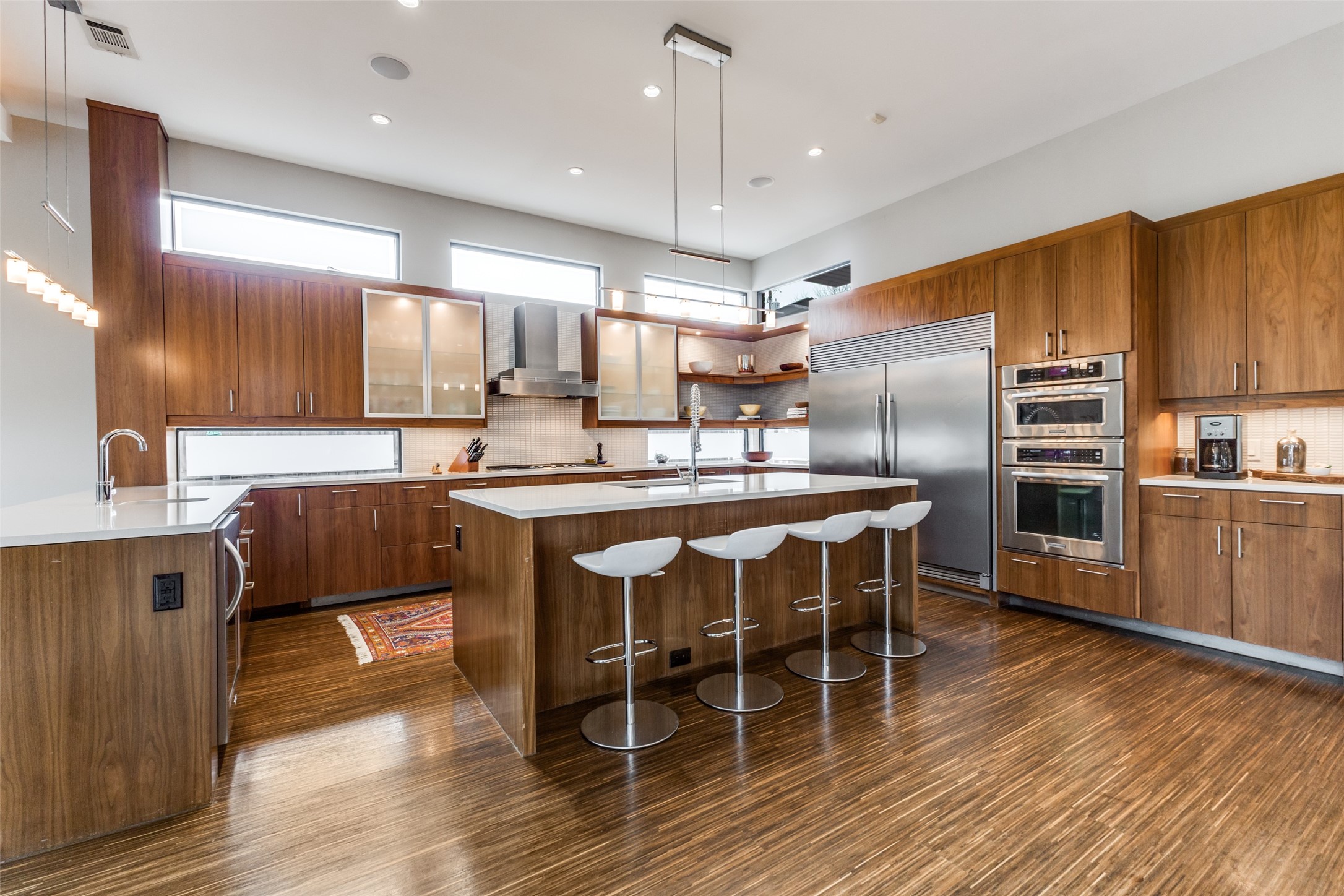 6536 Lake Circle Drive Dallas TX 75214