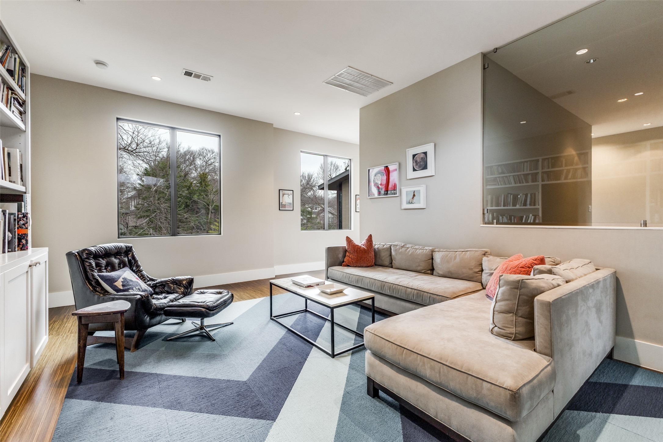 6536 Lake Circle Drive Dallas TX 75214