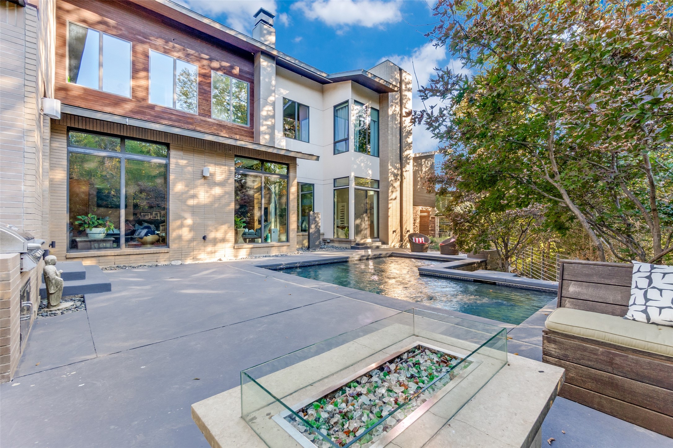 6536 Lake Circle Drive Dallas TX 75214