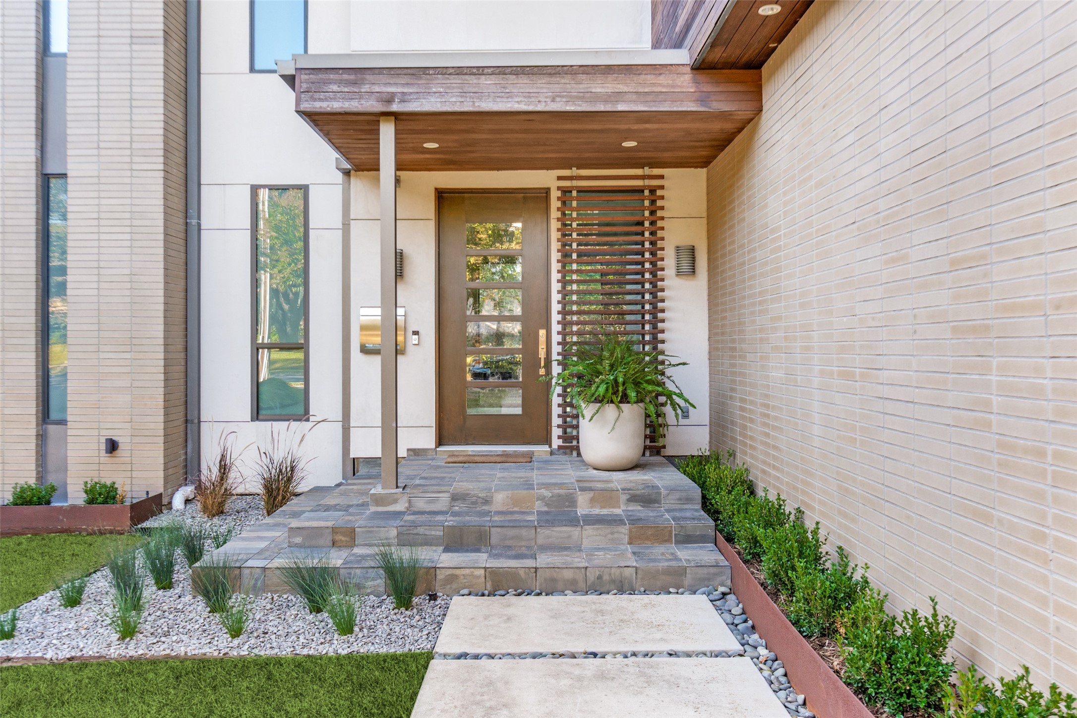 6536 Lake Circle Drive Dallas TX 75214