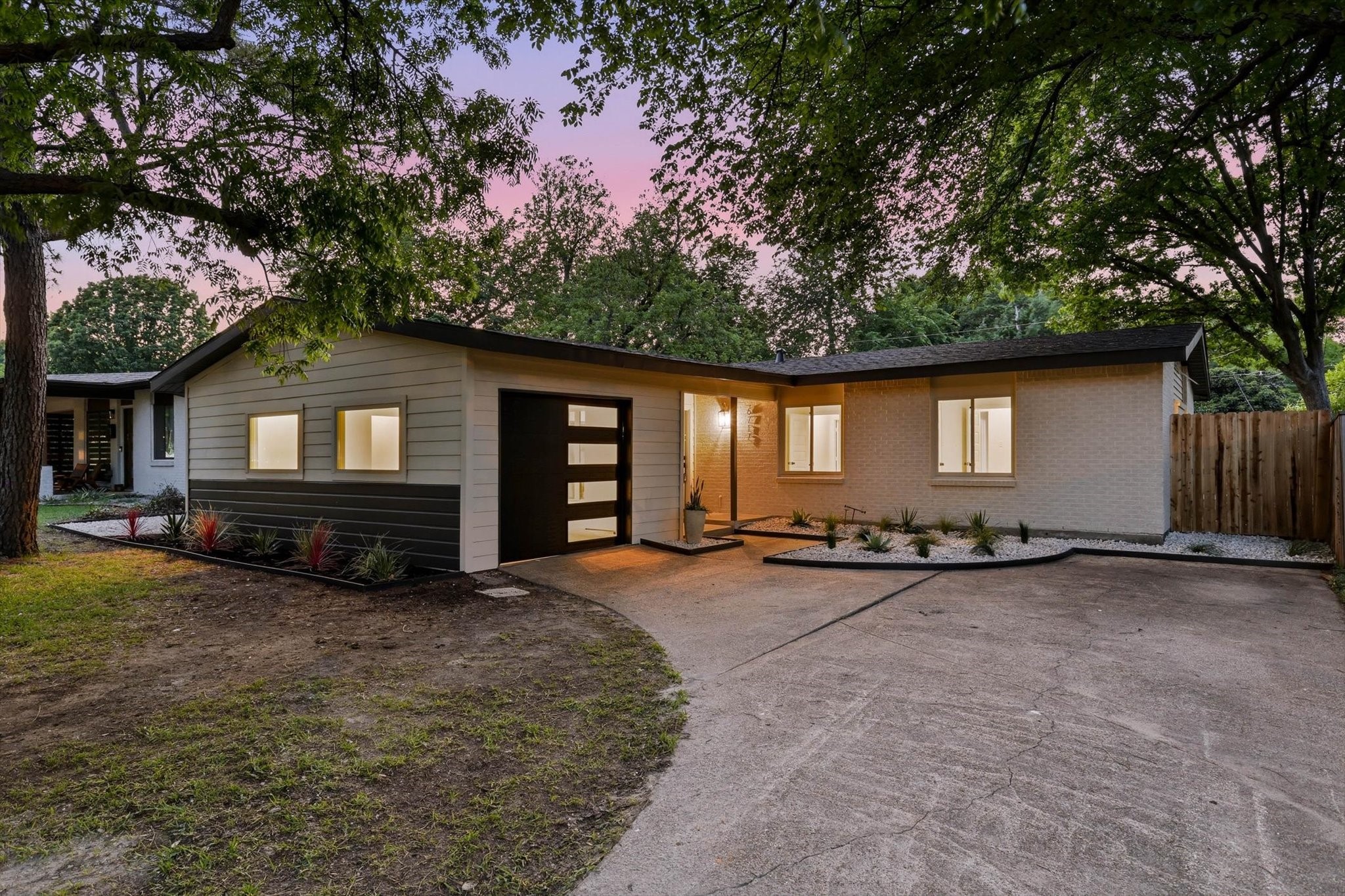 6717 Pimlico Drive Dallas TX 75214