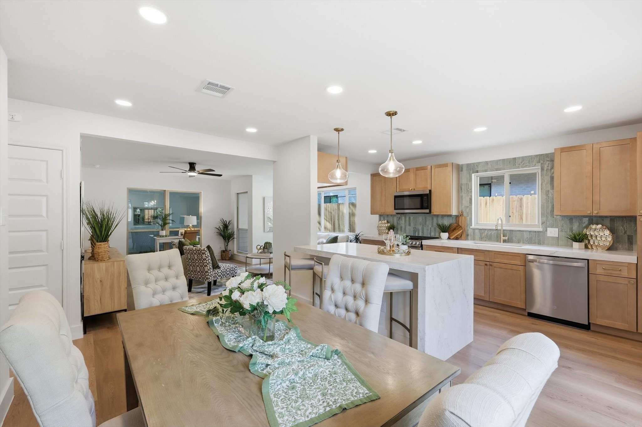 6717 Pimlico Drive Dallas TX 75214