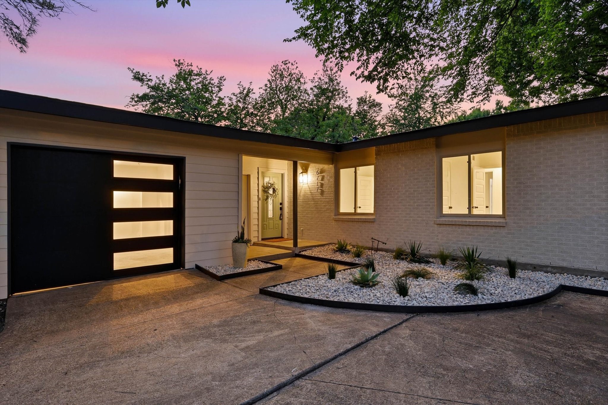 6717 Pimlico Drive Dallas TX 75214