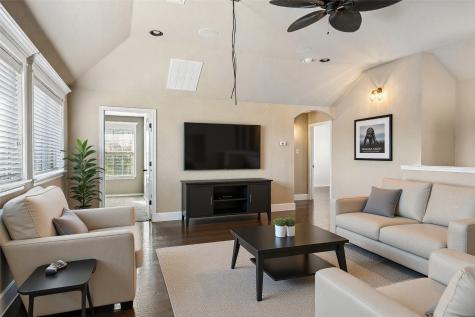 300 Madison Street Burleson TX 76028